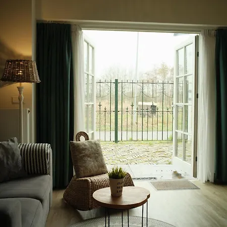 Bed & Breakfast Velserhoeve Velserbroek