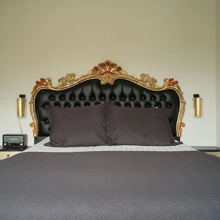 Bed & Breakfast Velserhoeve