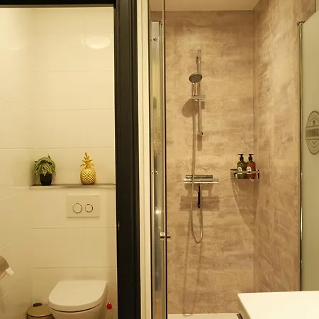 Bed & Breakfast Velserhoeve Velserbroek