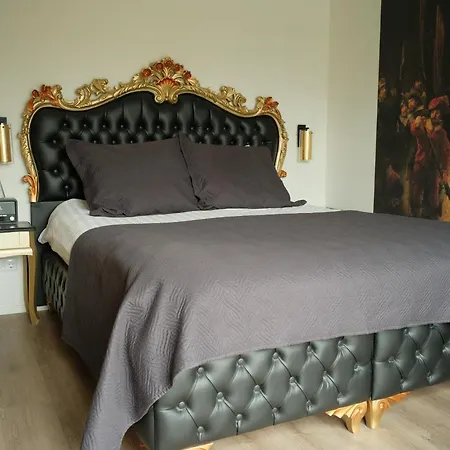 Bed & Breakfast Velserhoeve *